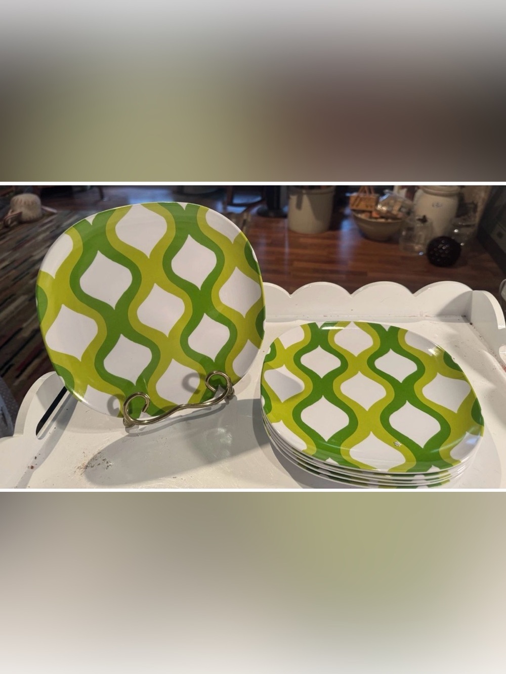 6 Summer 2011 Melamine Green Green Geo Swirl Retro Pattern Lunch Plates